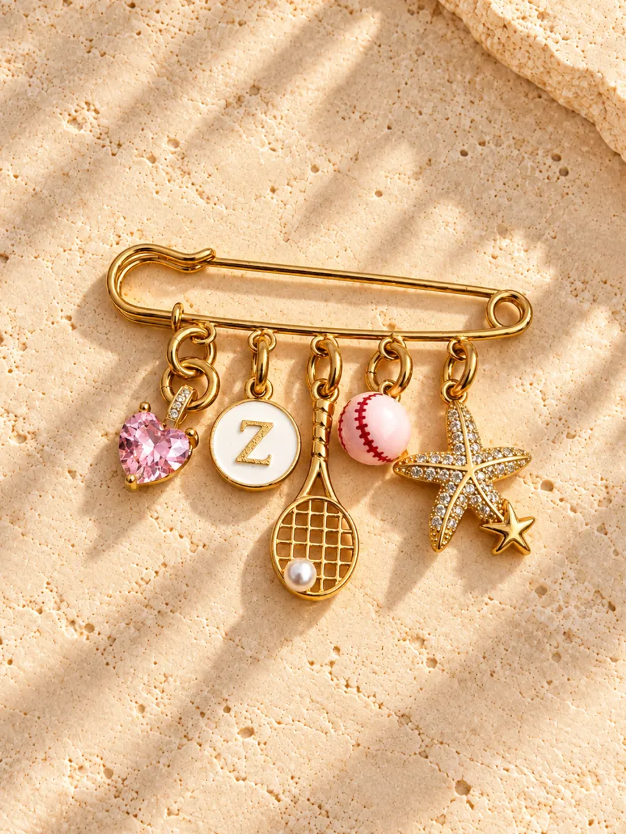 Court Sweetheart — Kişiselleştirilebilir Charm Pin | Broş